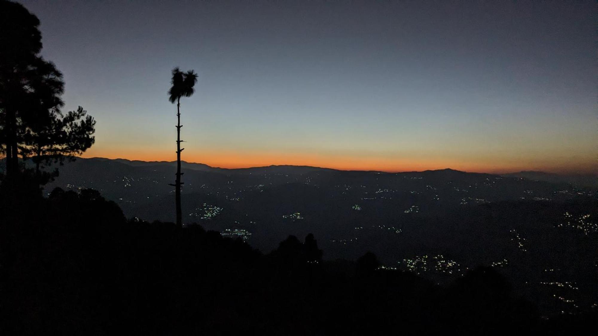 The Buransh Inn Almora Kültér fotó